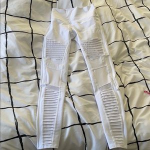 Alo Yoga moto leggings